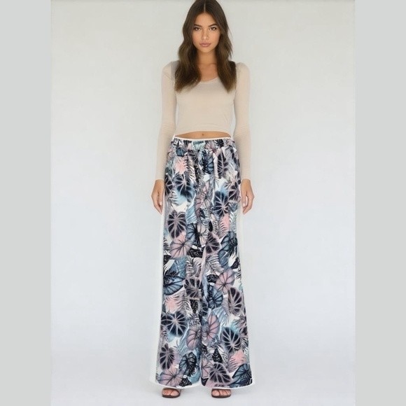 Charlotte Russe Pants - Charlotte Russe Teal Pink Ivory Tropical Floral Print Flowy Wide Leg Pants